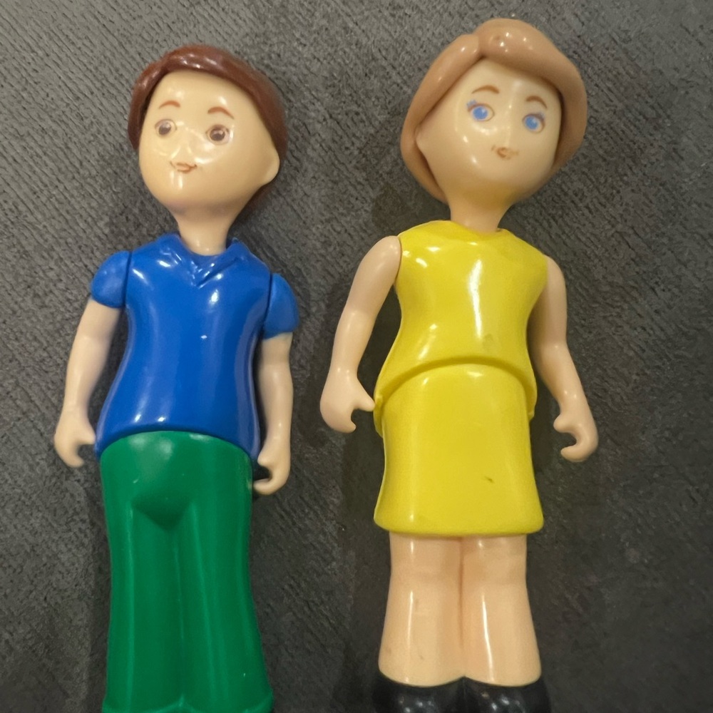 Vintage‎ Little Tikes Dollhouse Mom And Dad Blonde & Brown Hair Moveable Parents